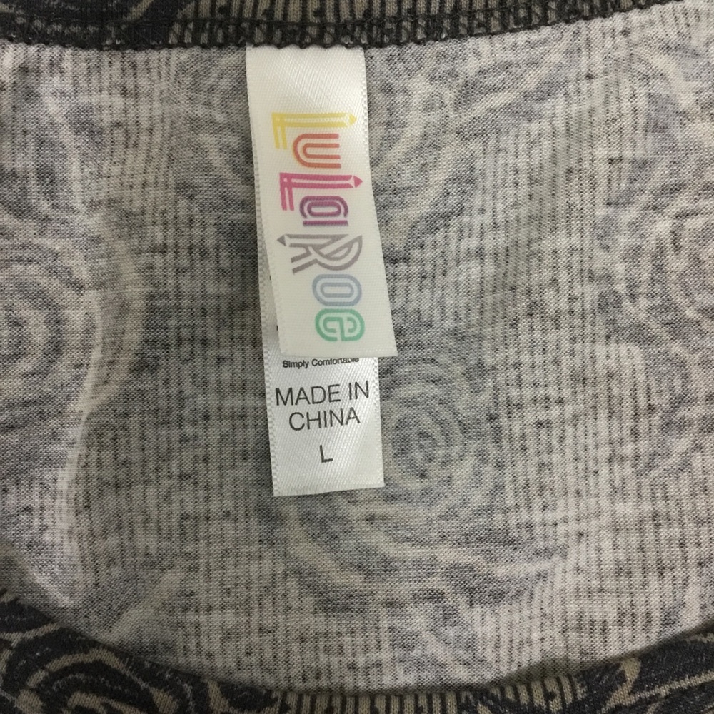 LulaRoe Simply Comfortable Rose Print Long Sleeve High Low Top L - Picture 9 of 13